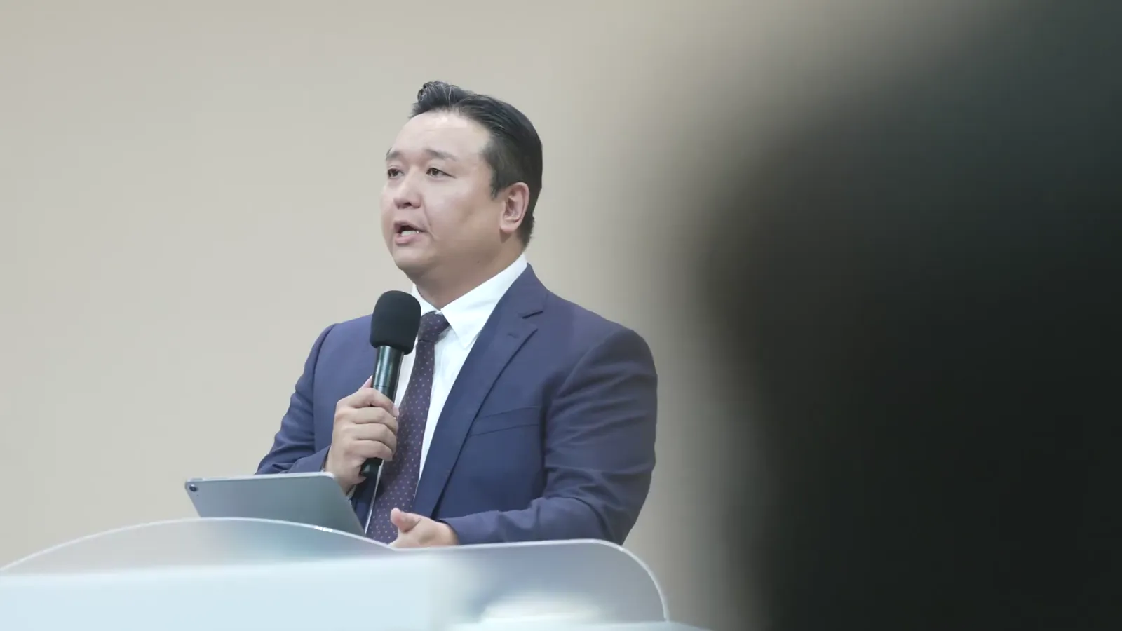 위성조 담임목사